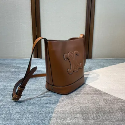 Picture of CUIR BUCKET BAG MODEL：198242 SIZE：30*22*13CM