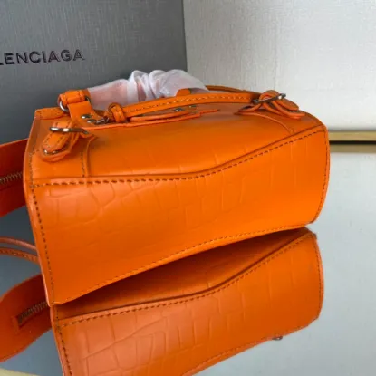 Picture of BALENCIAG SIZE: 18CM