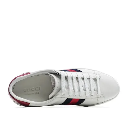 Picture of Gucci ACE series small white shoes casual shoes