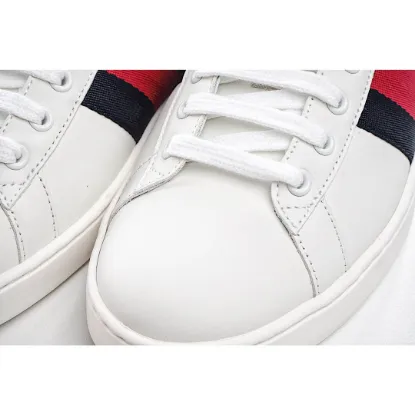 Picture of Gucci ACE series small white shoes casual shoes