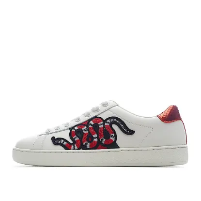 Picture of Gucci ACE series small white shoes casual shoes