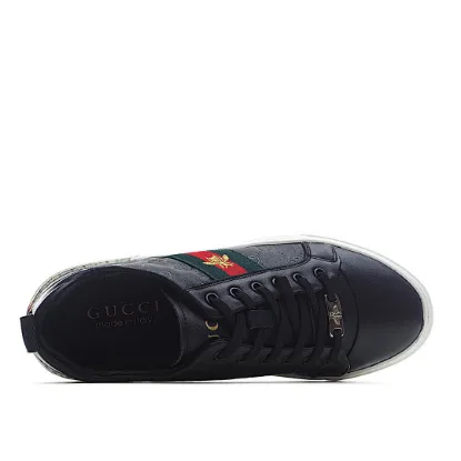 Picture of Gucci ACE series small white shoes casual shoes