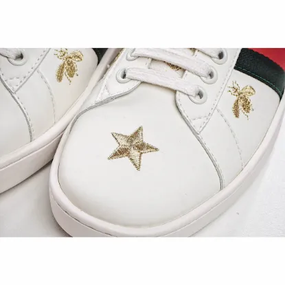 Picture of Gucci ACE series small white shoes casual shoes