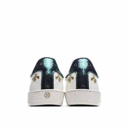 Picture of Gucci ACE series small white shoes casual shoes