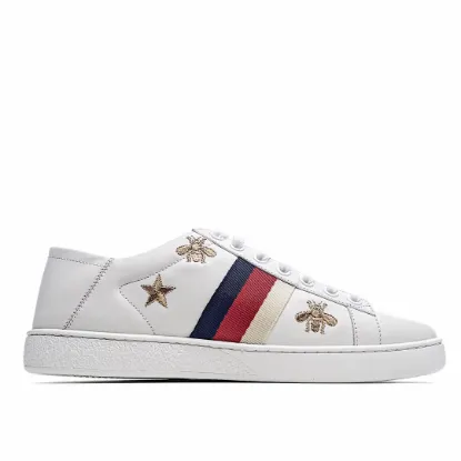 Picture of Gucci ACE series small white shoes casual shoes