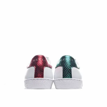 Picture of Gucci ACE series small white shoes casual shoes