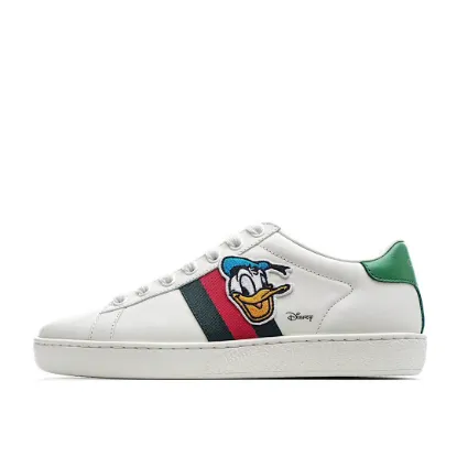 Picture of Gucci ACE series small white shoes casual shoes