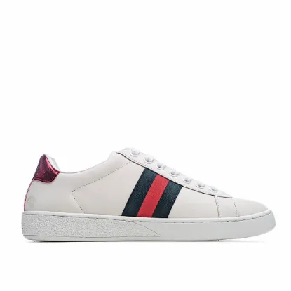 Picture of Gucci ACE series small white shoes casual shoes