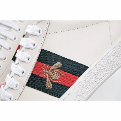 Picture of Gucci ACE series small white shoes casual shoes