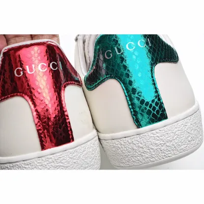 Picture of Gucci ACE series small white shoes casual shoes