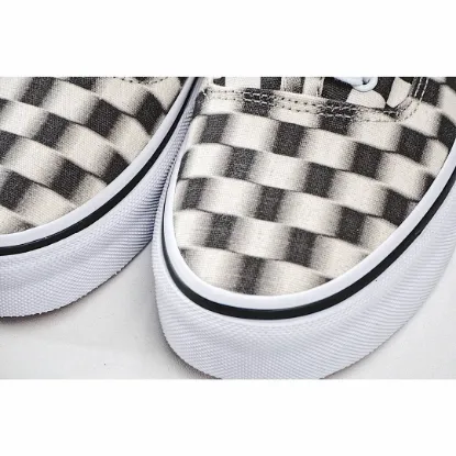 Picture of VANS AUTHENTIC LOW-TOP SNEAKERS