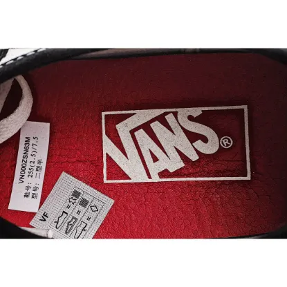 Picture of VANS AUTHENTIC LOW-TOP SNEAKERS