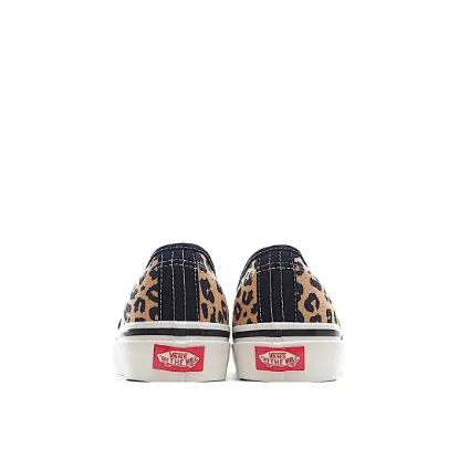 Picture of VANS AUTHENTIC LOW-TOP SNEAKERS