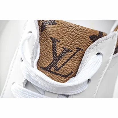 Picture of LOUIS VUITTON LUXEMBOURG SNEAKER LOW TOP SNEAKERS