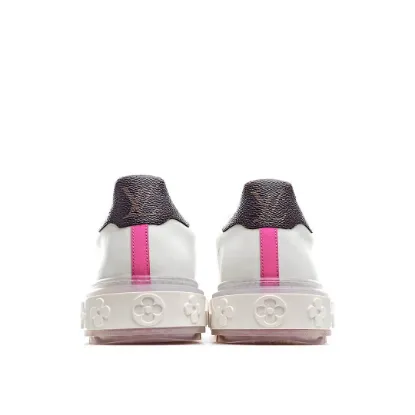 Picture of LOUIS VUITTON CASUAL SNEAKERS