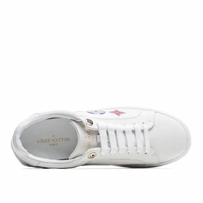 Picture of LOUIS VUITTON CASUAL SNEAKERS