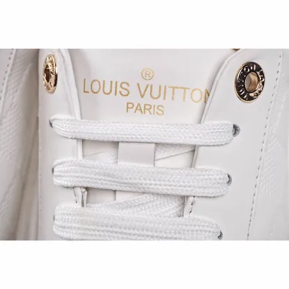 Picture of LOUIS VUITTON CASUAL SNEAKERS