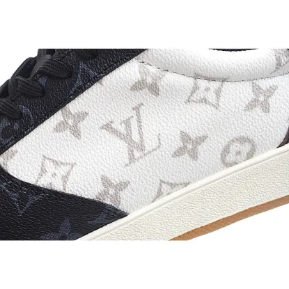 Picture of LOUIS VUITTON SQUAD SNEAKER HIGH HIGH-TOP SNEAKERS