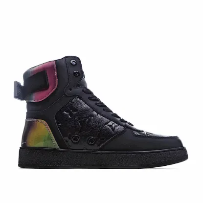 Picture of LOUIS VUITTON SQUAD SNEAKER HIGH HIGH-TOP SNEAKERS