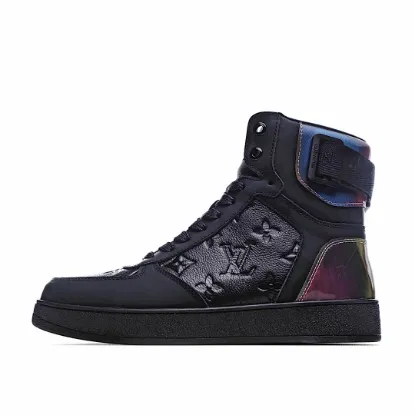 Picture of LOUIS VUITTON SQUAD SNEAKER HIGH HIGH-TOP SNEAKERS