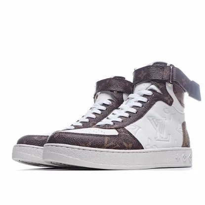 Picture of LOUIS VUITTON SQUAD SNEAKER HIGH HIGH-TOP SNEAKERS