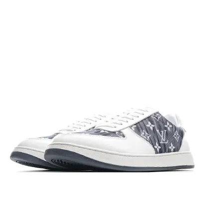 Picture of LOUIS VUITTON SQUAD SNEAKER HIGH HIGH-TOP SNEAKERS