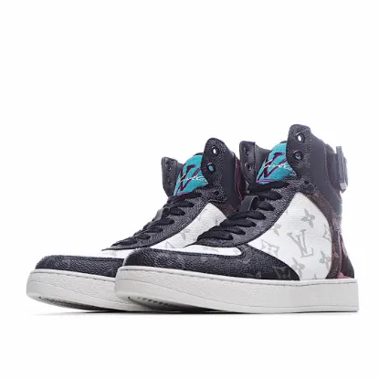 Picture of LOUIS VUITTON SQUAD SNEAKER HIGH HIGH-TOP SNEAKERS