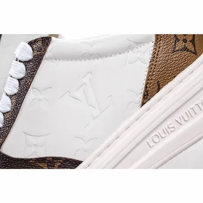 Picture of LOUIS VUITTON SQUAD SNEAKER HIGH HIGH-TOP SNEAKERS