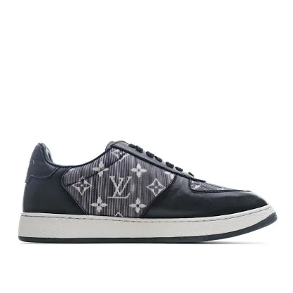 Picture of LOUIS VUITTON SQUAD SNEAKER HIGH HIGH-TOP SNEAKERS