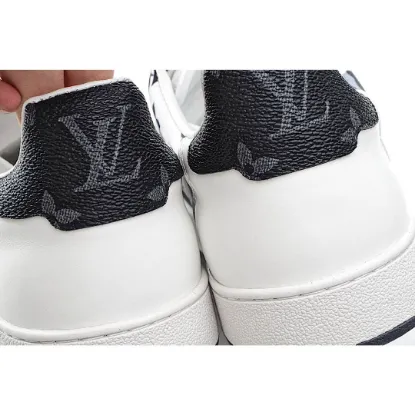 Picture of LOUIS VUITTON SQUAD SNEAKER HIGH HIGH-TOP SNEAKERS