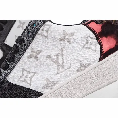 Picture of LOUIS VUITTON SQUAD SNEAKER HIGH HIGH-TOP SNEAKERS