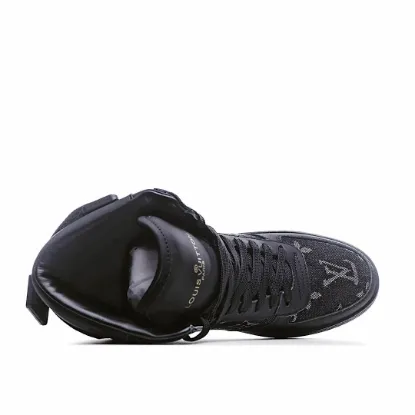 Picture of LOUIS VUITTON SQUAD SNEAKER HIGH HIGH-TOP SNEAKERS