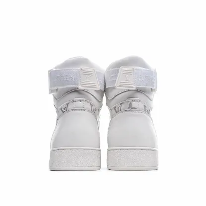 Picture of LOUIS VUITTON SQUAD SNEAKER HIGH HIGH-TOP SNEAKERS