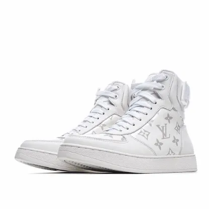 Picture of LOUIS VUITTON SQUAD SNEAKER HIGH HIGH-TOP SNEAKERS