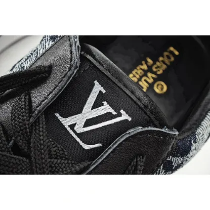 Picture of LOUIS VUITTON SQUAD SNEAKER HIGH HIGH-TOP SNEAKERS