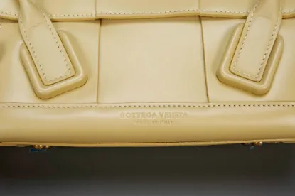 Picture of BV Bottega Veneta Arco33 Collection Bag Size: 33x21cm