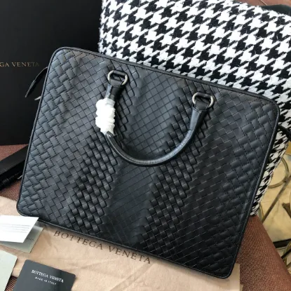 Picture of BV BRIEFCASE SIZE: 39CM BLACK