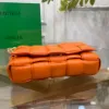 Picture of BV CHAIN BAG SIZE: 26X18CM ORANGE