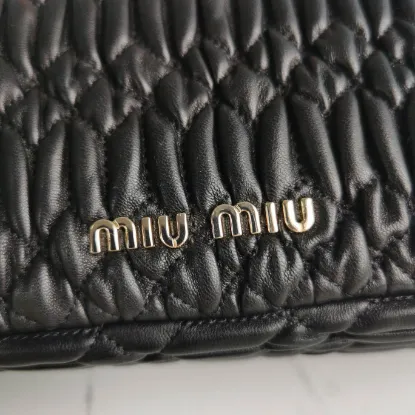 Picture of Miu Miu diamond chain bag size: 22.5, 4.5, 12