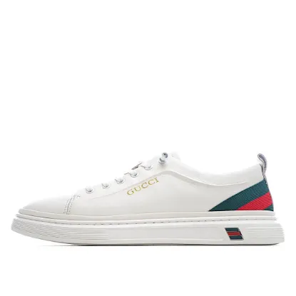 Picture of Gucci Distressed Screener sneaker