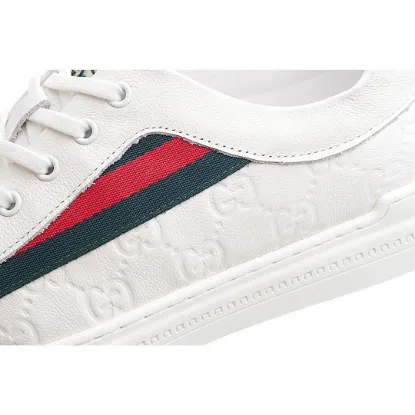 Picture of Gucci Distressed Screener sneaker