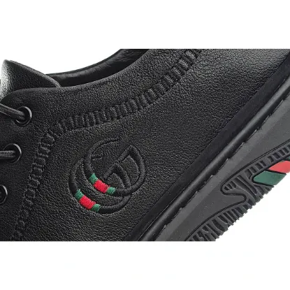 Picture of Gucci Distressed Screener sneaker