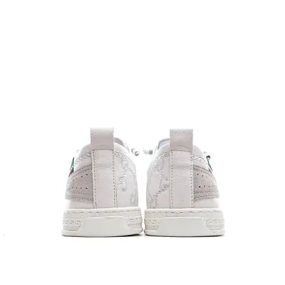 Picture of Gucci Distressed Screener sneaker