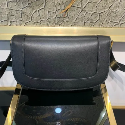 Picture of Valentino L shoulder bag