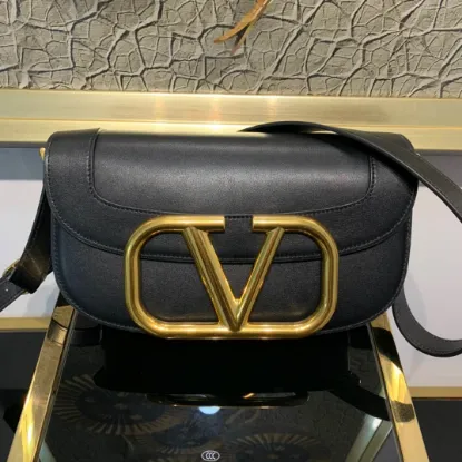 Picture of Valentino L shoulder bag