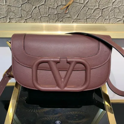 Picture of Valentino L shoulder bag