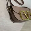 Picture of Valentino L shoulder bag