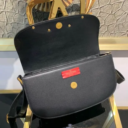 Picture of Valentino L shoulder bag