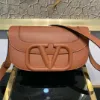 Picture of Valentino L shoulder bag