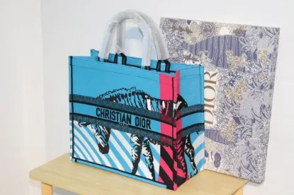 Picture of Book Tote Series Size: 41.5cm 36cm 22cm